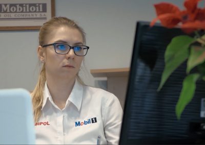 pojedyncza klatka z filmu Mobipol Case Study dla Verizon Connect
