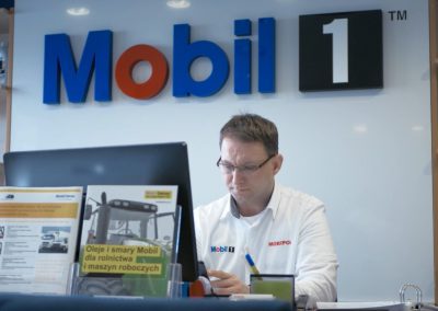 pojedyncza klatka z filmu Mobipol Case Study dla Verizon Connect